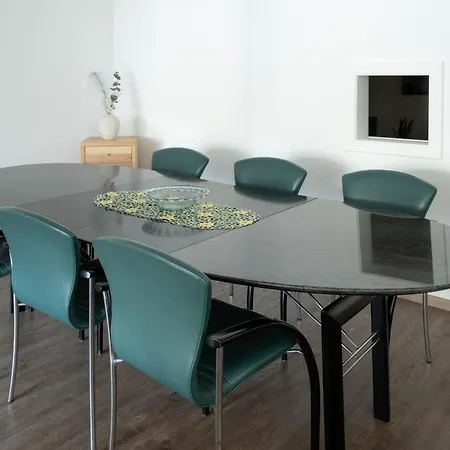 Апартаменты Haus Granit With Matterhorn View *